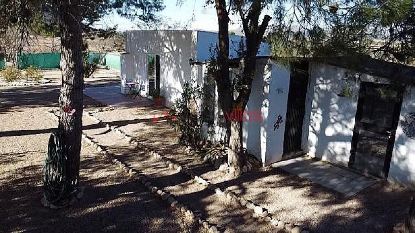 Villa with Guest annex and swimming pool in Villena in Inland Villas Spain