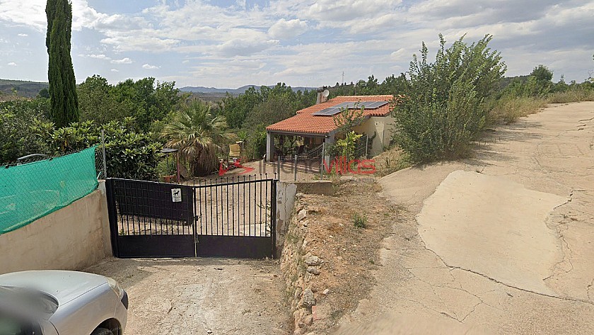 3 Bed Eco Villa with Pool & walk to Town in Inland Villas Spain
