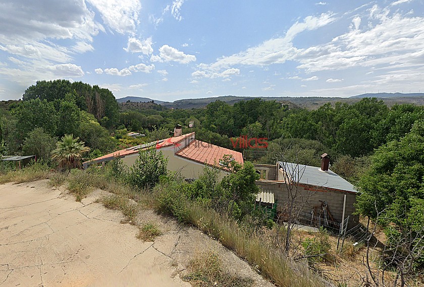 3 Bed Eco Villa with Pool & walk to Town in Inland Villas Spain