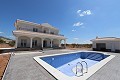 Villa neuve 195m2 avec piscine et terrain in Inland Villas Spain