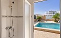 Ruime villa op 100 meter van de zee, 5 slaapkamers en 4 badkamers in Inland Villas Spain