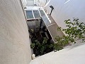 Ruime halfvrijstaande woning met 2 verdiepingen in Monóvar in Inland Villas Spain