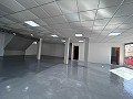Immense entrepôt commercial en monovar in Inland Villas Spain