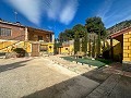 Superbe villa à Petrer avec piscine et vue imprenable in Inland Villas Spain