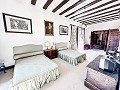 Charming town house in Caudete with 8 bedrooms in Inland Villas Spain