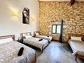 Indrukwekkende villa met 9 slaapkamers in Biar in Inland Villas Spain