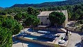 Indrukwekkende villa met 9 slaapkamers in Biar in Inland Villas Spain