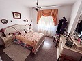 Geräumige Villa mit 7 Schlafzimmern und Pool in Onil in Inland Villas Spain