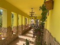 Villa met 3 bedden en 2 badkamers Loop naar de stad in Novelda in Inland Villas Spain
