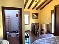 Villa mit 3 Schlafzimmern und 2 Bädern. Gehen Sie in die Stadt Novelda in Inland Villas Spain