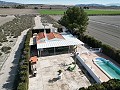 Schönes Haus mit 2 Schlafzimmern, Pool, Stadtwasser und Solarenergie in Inland Villas Spain