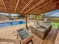 Unglaubliche zweistöckige Villa mit Pool in Pinoso in Inland Villas Spain