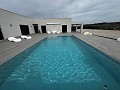 Moderne Villa mit 5 Schlafzimmern und 3 Badezimmern in Macisvenda in Inland Villas Spain