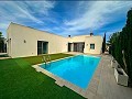 Unglaubliche Villa mit Pool in Benijófar in Inland Villas Spain