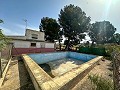 Schönes zu renovierendes Landhaus mit Pool in Yecla in Inland Villas Spain