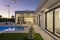 Modernas villas independientes con piscina privada, 3 dormitorios y 2 baños en parcela de 550 m2 in Inland Villas Spain