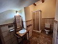 Woning met 2 (mogelijk 3) slaapkamers, 2 badkamers en grote tuinen in Inland Villas Spain