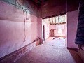 Geräumiges Landhaus mit 8 Zimmern zum Renovieren in Yecla in Inland Villas Spain