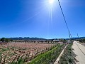 Perceel van 5000 vierkante meter met fantastisch uitzicht in Yecla in Inland Villas Spain