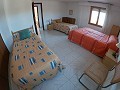 Villa met 5 slaapkamers en zwembad in Crevillente in Inland Villas Spain