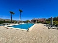 Villa met fantastisch uitzicht in Pinoso in Inland Villas Spain