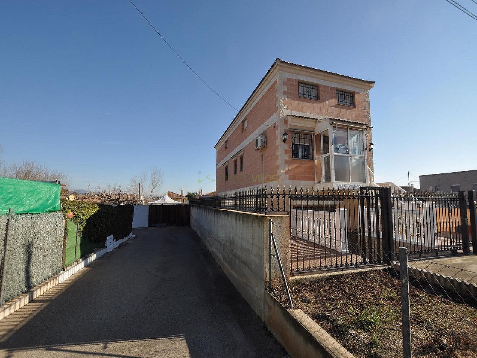 Detached Villa in Villena - Resale - Inland Villas Spain